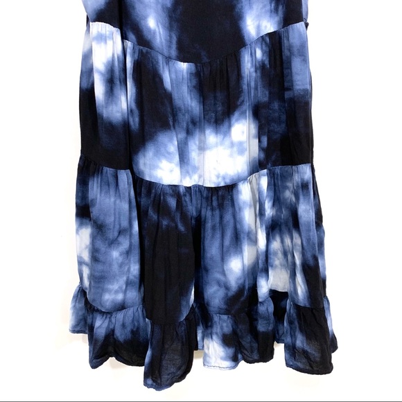 Brandy Melville Blue Tie-Dyed Tiered Dress - Picture 3 of 8